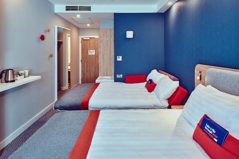 Holiday Inn Express Gibraltar Exterior photo